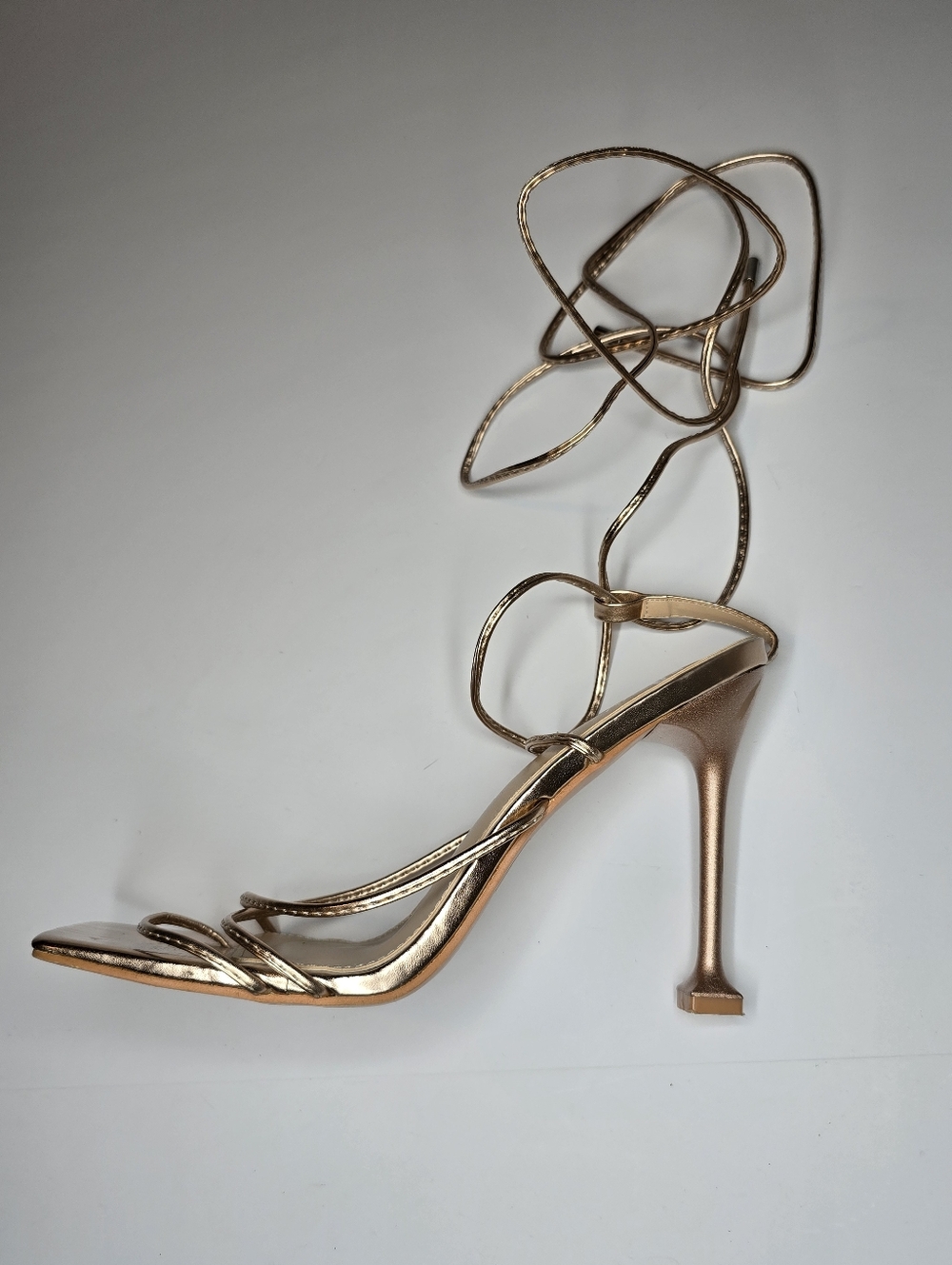 MIXX Shuz Gold Lace-Up Heels Strappy Square Toe Stiletto Sandals Women’s 9 Nelly